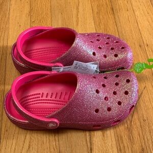 Pink iridescent glitter crocs! NWT (women’s size 6 / mens size 4)